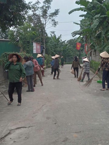 "Ngày Chủ Nhật Xanh" của Hội Phụ Nữ xã Sơn Trung